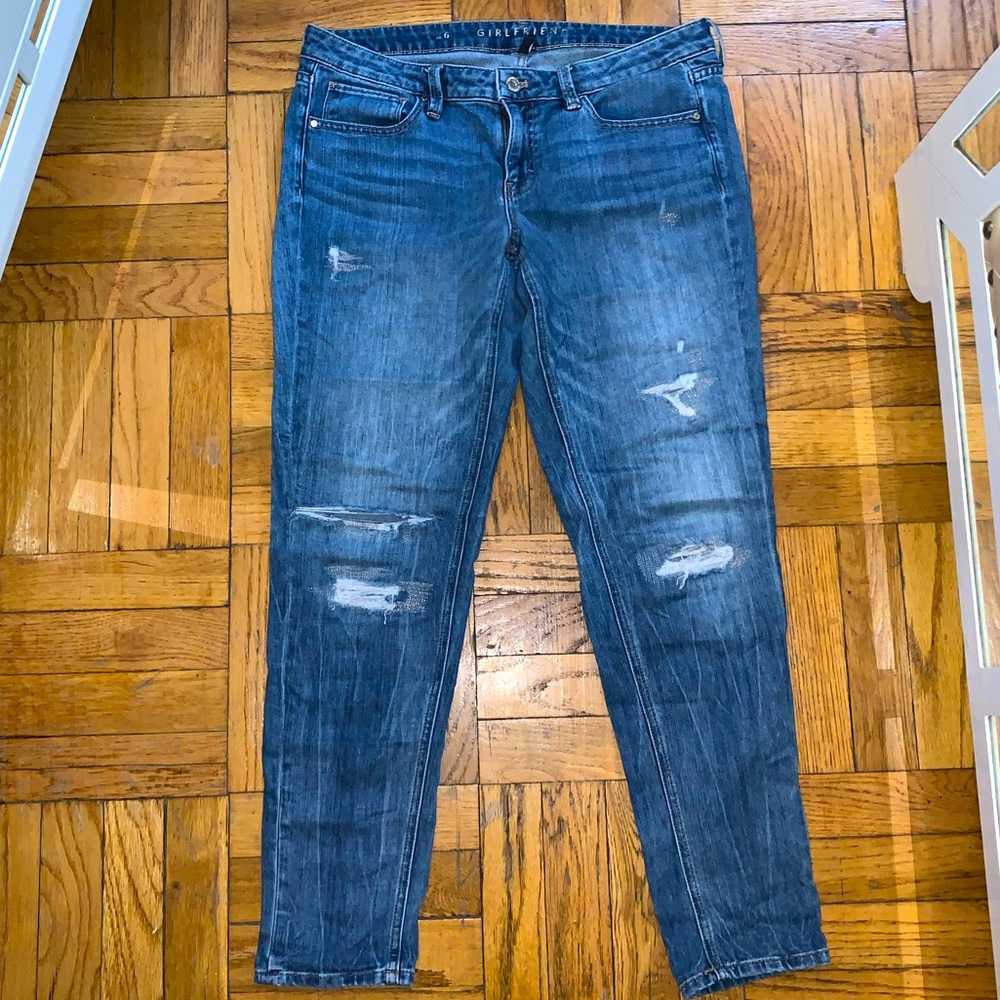 White House Black Market Girlfriend Distressed Women Jeans Size 6
